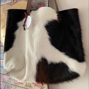 Hawks and Doves Tote bag with tags .